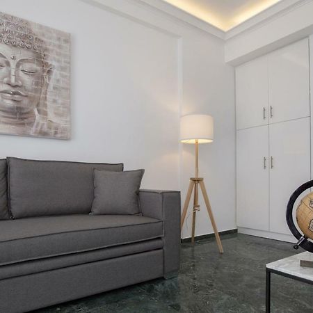 Roomy And Comfortable Apartment Near Acropolis By Ghh Атина Екстериор снимка