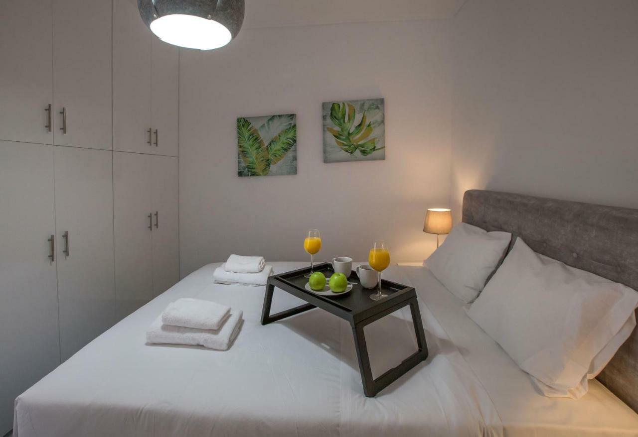 Roomy And Comfortable Apartment Near Acropolis By Ghh Атина Екстериор снимка