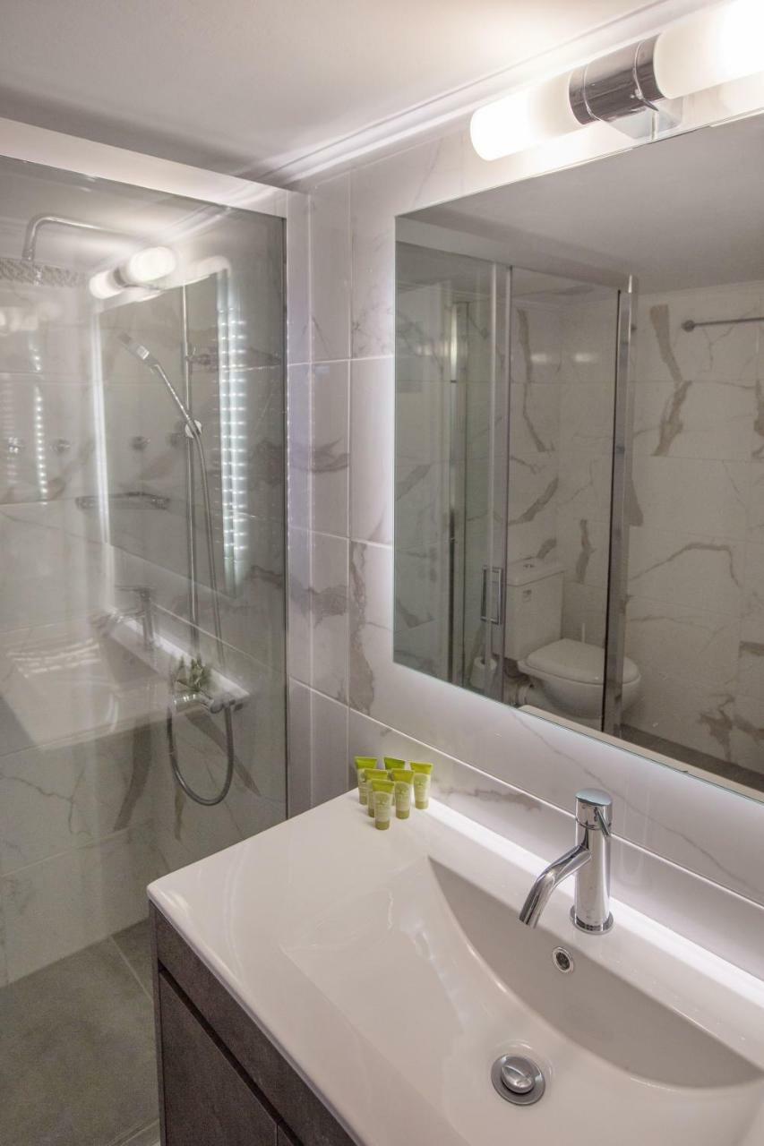 Roomy And Comfortable Apartment Near Acropolis By Ghh Атина Екстериор снимка